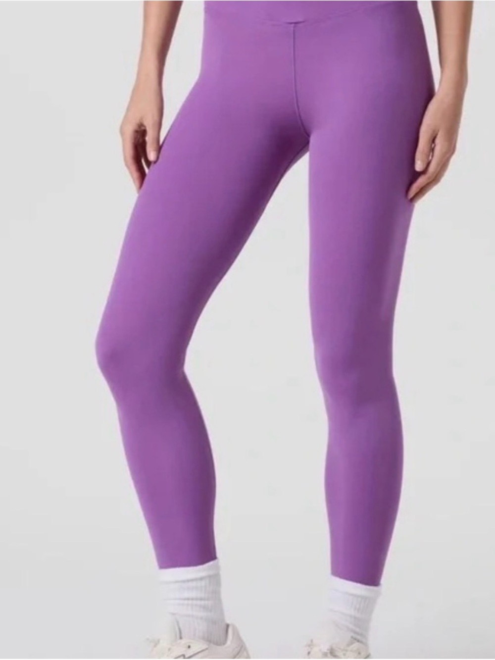 Vuori All The Form leggings in bright violet medium